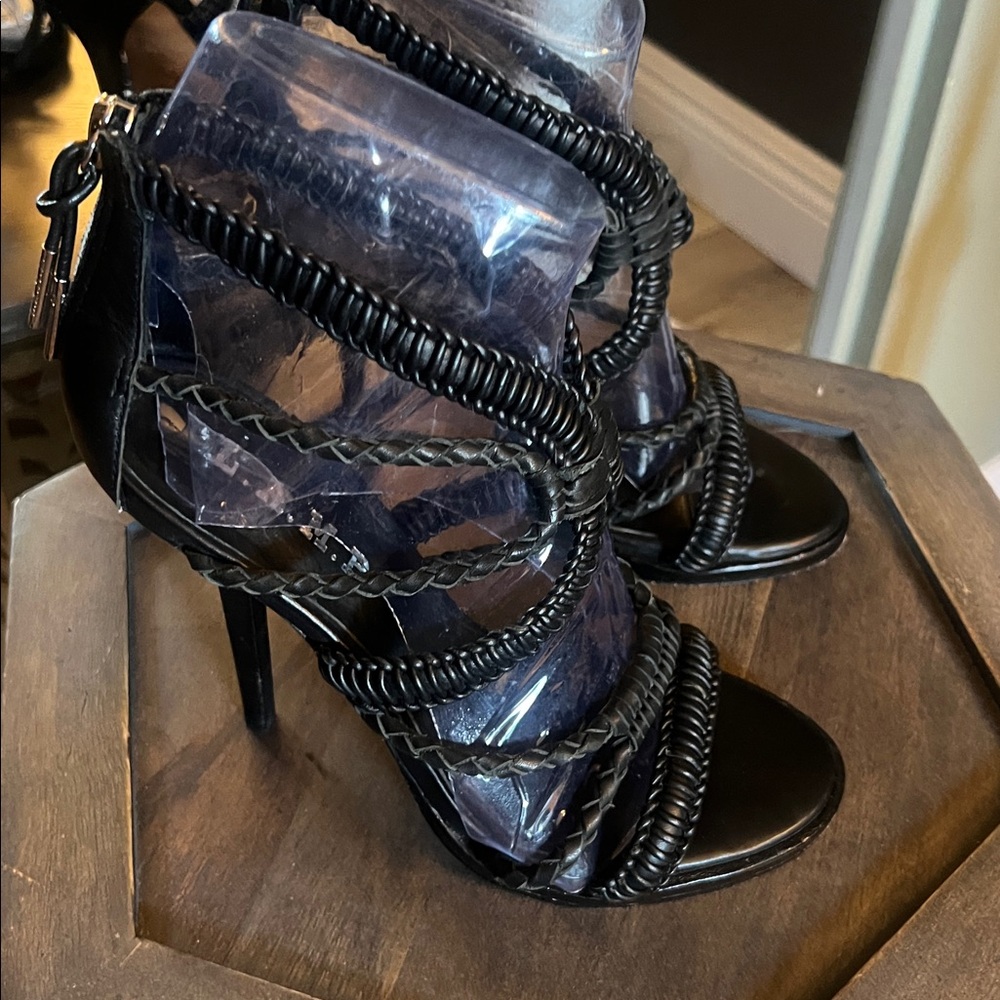 L.A.M.B., size 6.5, Black Woven Strappy Heels - Picture 6 of 8